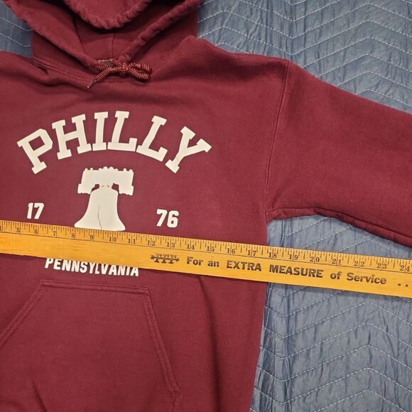 Philly Hoodie Sweatshirt Adult Small City of Brotherly Love Gildan Boho Grunge - Picture 4 of 5